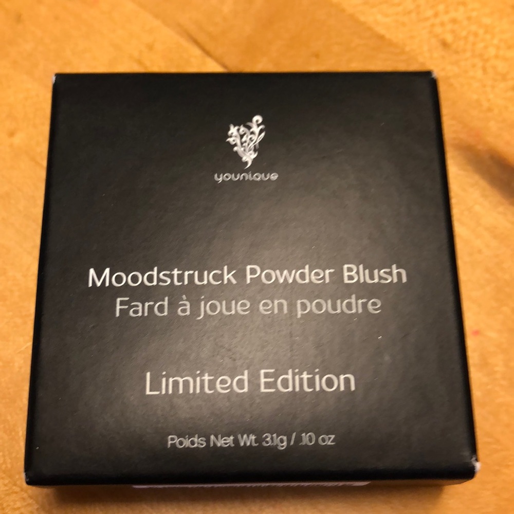Younique blush